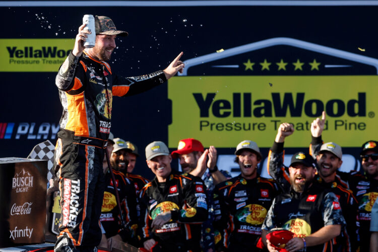 Chase Briscoe gives Joe Gibbs Racing second spot in NASCAR's championship race